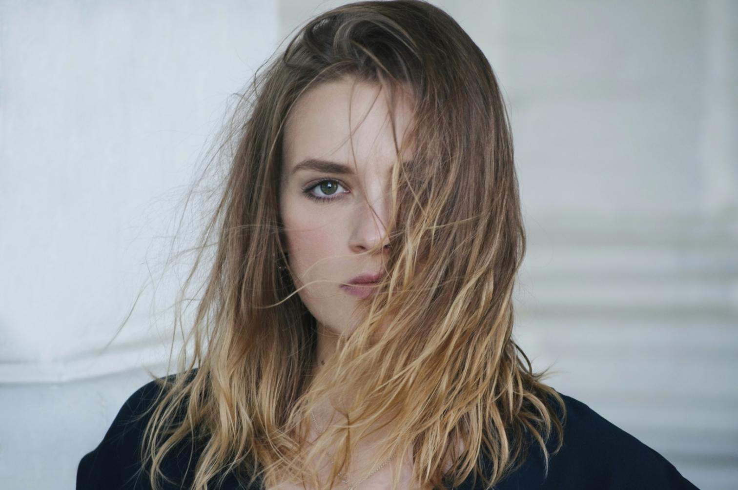 Професійна консультація та догляд за волоссям